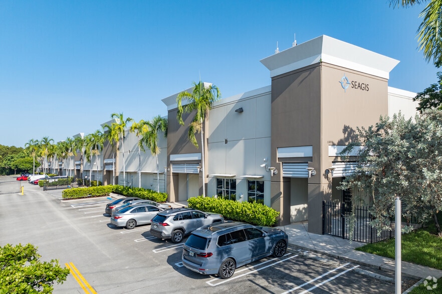 Primary Photo Of 13800-13830 SW 119th Ave, Miami Unknown For Lease