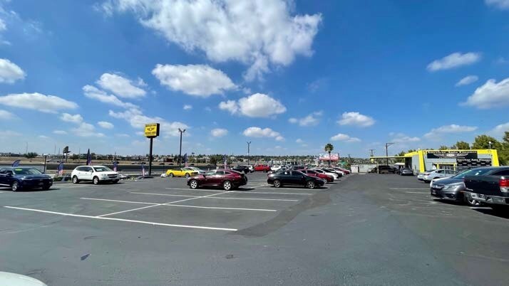 More Photos Of 21025, 21085 & 21115 Box Springs Rd, Moreno Valley Land For Lease