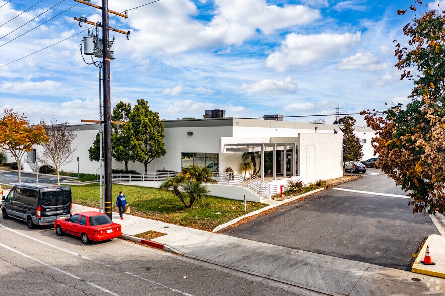 Primary Photo Of 3730 Redondo Beach Ave, Redondo Beach Warehouse For Lease