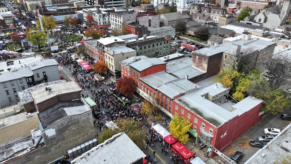 More Photos Of 58 Centre Sq, Easton Apartments For Sale