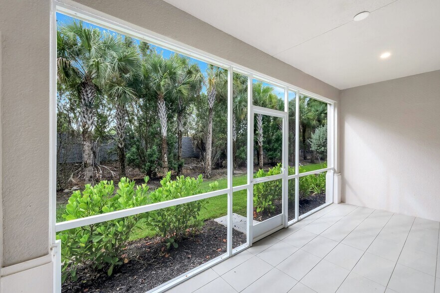 More Photos Of 280 Indies Dr E, Naples Apartments For Sale