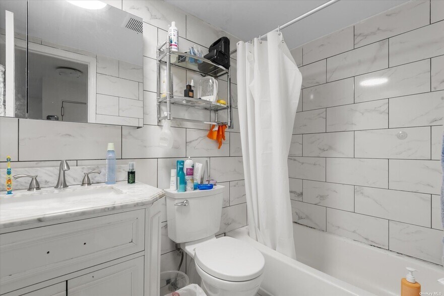 More Photos Of 86-18 57th Rd, Elmhurst Apartments For Sale