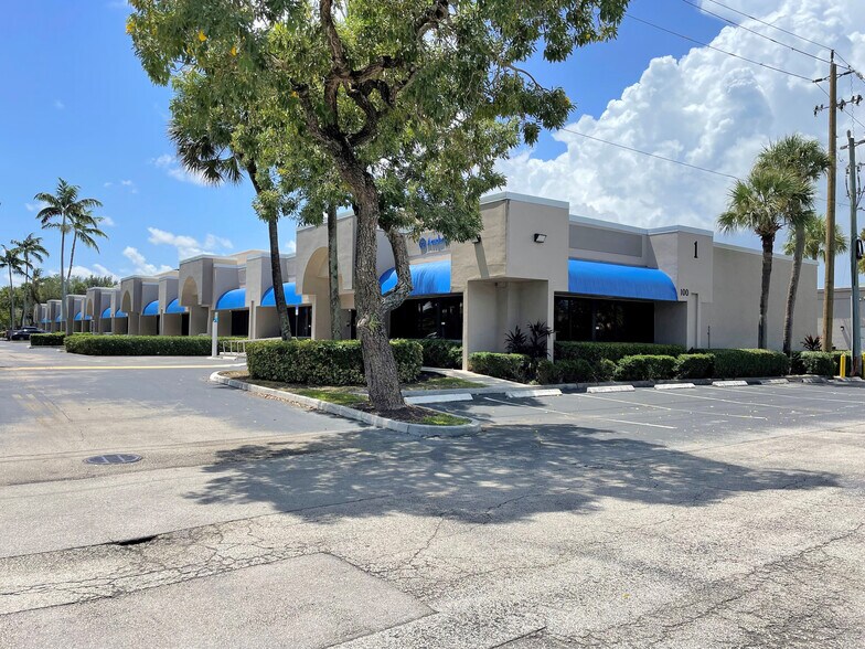 More Photos Of 6555 Powerline Rd, Fort Lauderdale Light Manufacturing For Lease