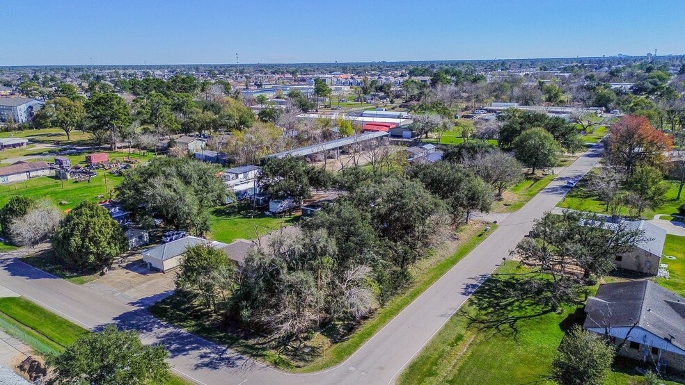 More Photos Of 18910 Carrot St, Spring Trailer Camper Park For Sale