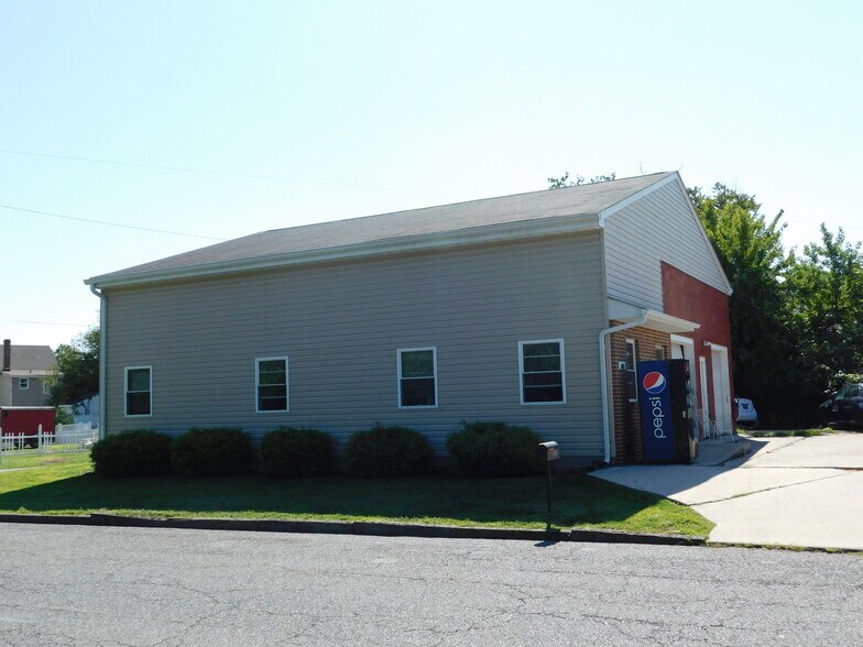 More Photos Of 650 Warren St, Havre De Grace Auto Repair For Sale