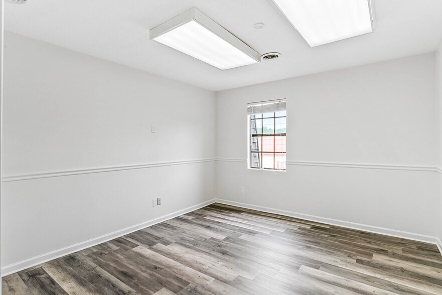 More Photos Of 310 N Glynn St, Fayetteville Medical For Lease