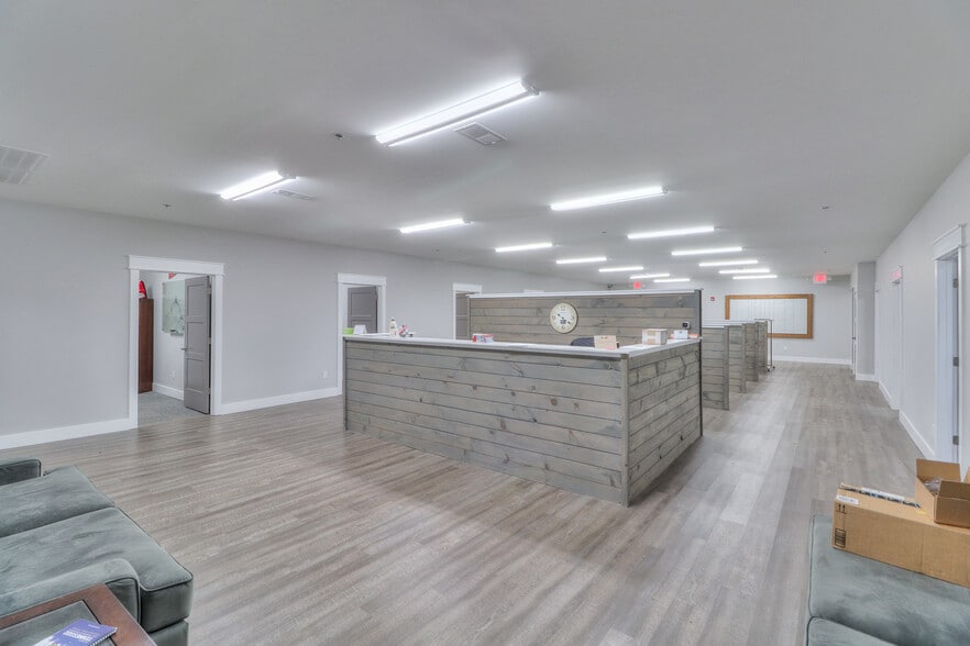 More Photos Of 605 River Rock Blvd, Murfreesboro Health Club For Lease