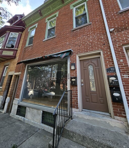 More Photos Of 935-937 W Walnut St, Allentown Storefront Retail Residential For Lease