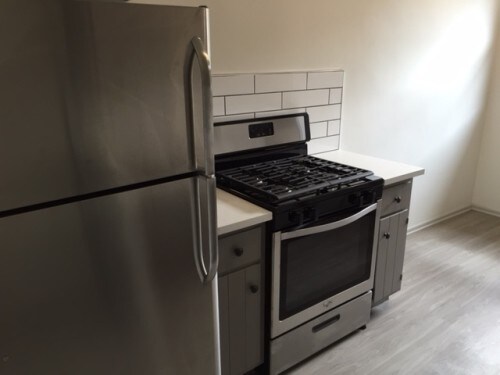 More Photos Of 6127 Romaine St, Los Angeles Apartments For Sale