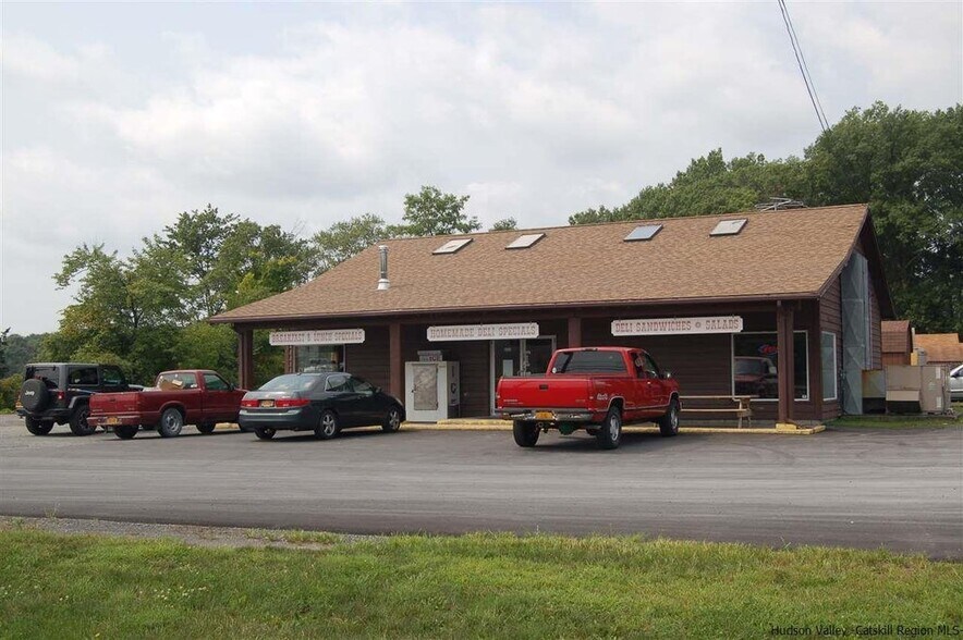 More Photos Of 963 Kings Hwy, Saugerties Restaurant For Sale