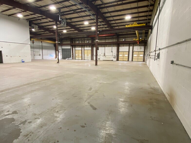 More Photos Of 254 Bodwell St, Avon Warehouse For Lease