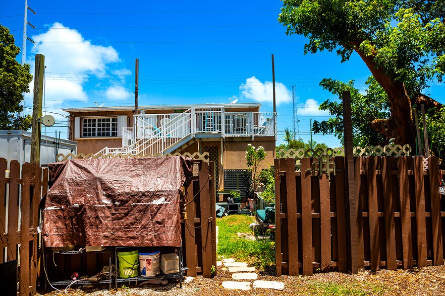 More Photos Of 2901 Overseas Hwy, Marathon Office Residential For Sale