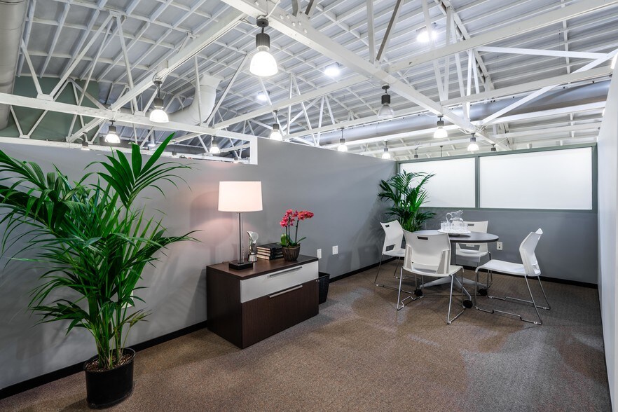 More Photos Of 1931 Newport Blvd, Costa Mesa Office For Lease