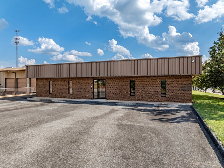 Primary Photo Of 4475 Union Rd, Tifton Warehouse For Sale