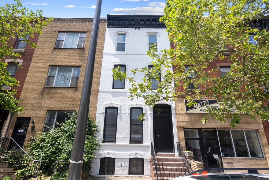More Photos Of 1618 S Broad St, Philadelphia Apartments For Sale