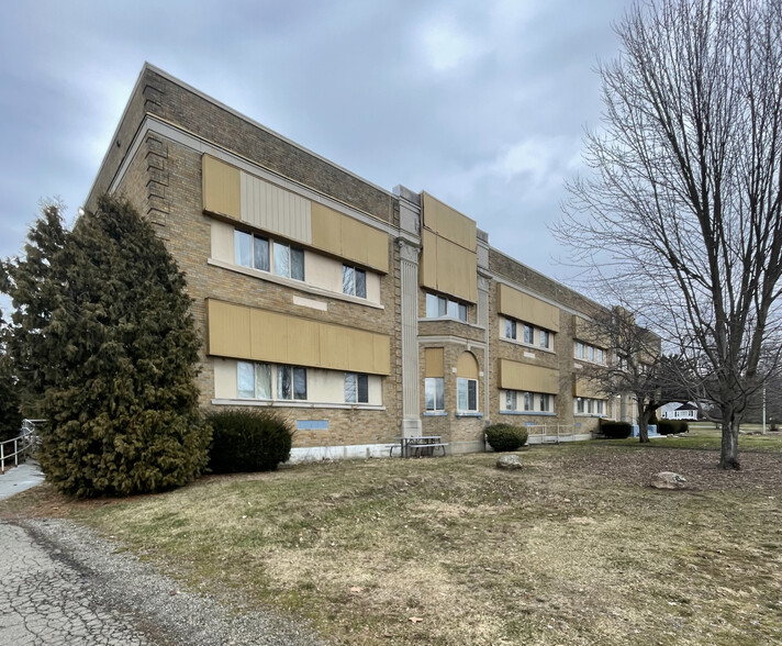 Primary Photo Of 27 Sunnyside Ave, Bemus Point Apartments For Sale