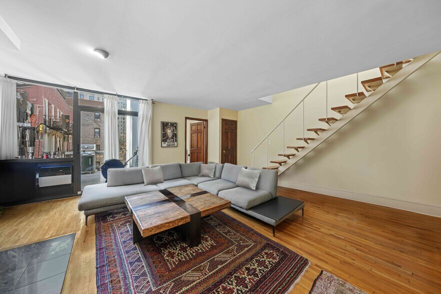 More Photos Of 489 West End Ave, New York Apartments For Sale