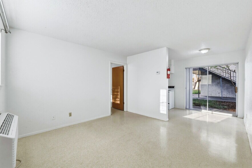 More Photos Of 1728 Pulliam St, San Angelo Apartments For Sale