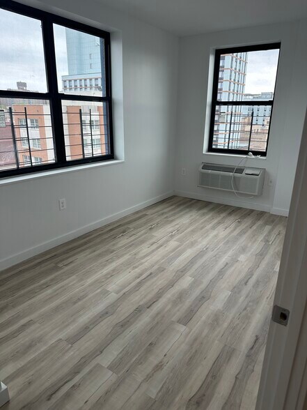 More Photos Of 1039 Washington Ave, Bronx Apartments For Sale