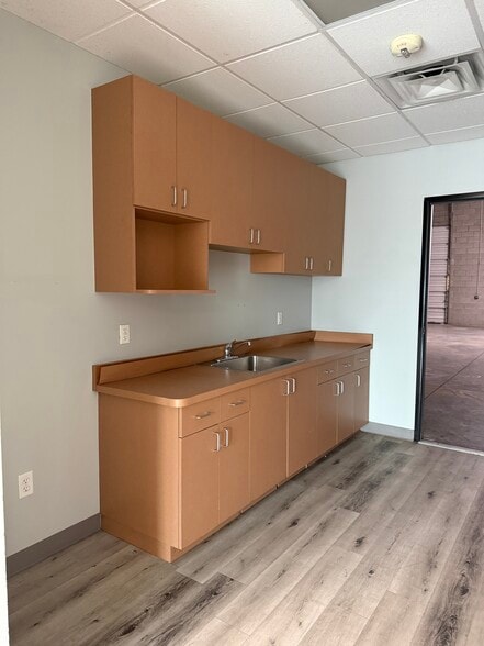 More Photos Of 9950 W Van Buren St, Avondale Unknown For Lease