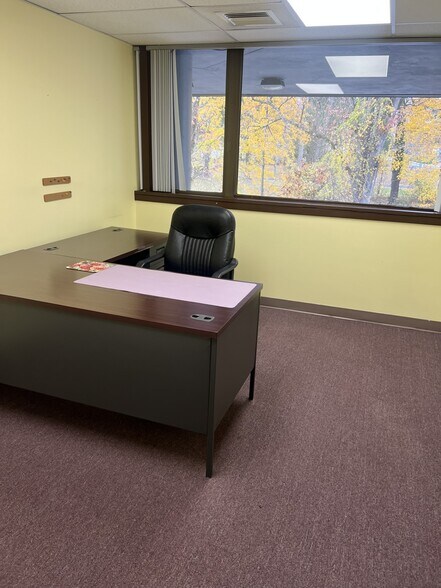 More Photos Of 8118 Old York Rd, Elkins Park Medical For Lease