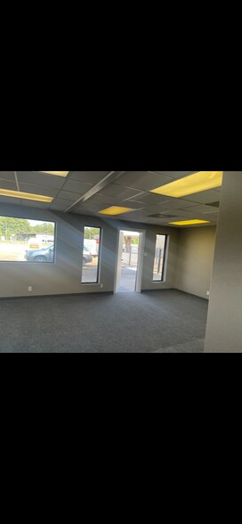 More Photos Of 12558 Lake Charles Hwy, Leesville Self Storage For Lease