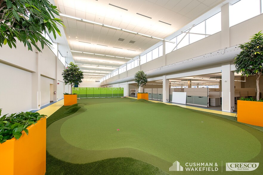 More Photos Of 6801 Brecksville Rd, Independence Office For Lease