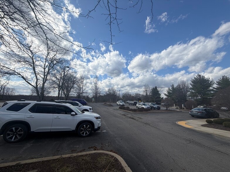 More Photos Of 142 Clearview Cir, Butler Medical For Lease