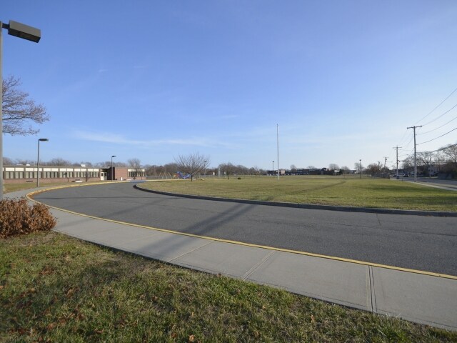 More Photos Of 339 Snedecor Ave, West Islip Medical For Lease