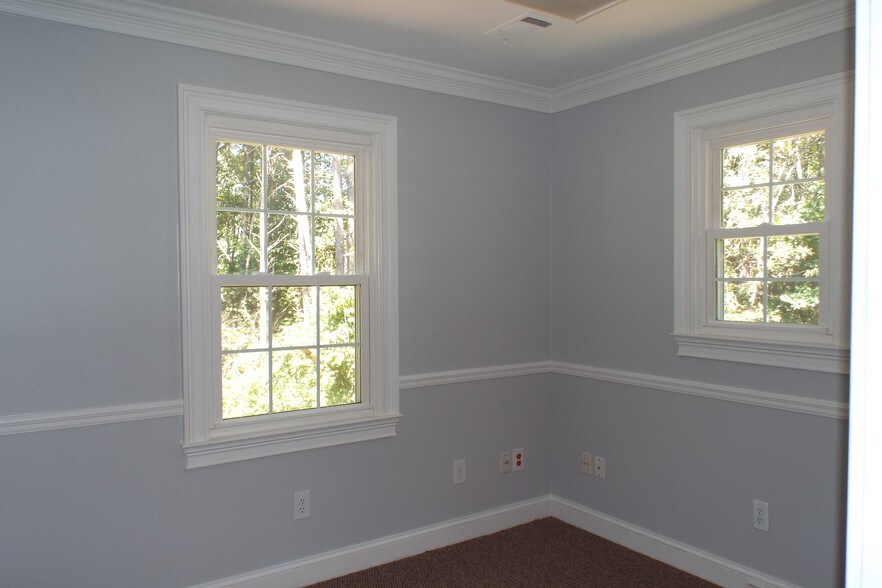More Photos Of 115 Samaritan Dr, Cumming Medical For Lease