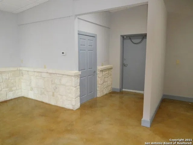 More Photos Of 8603 U.S. 281 N, Spring Branch Research And Development For Sale