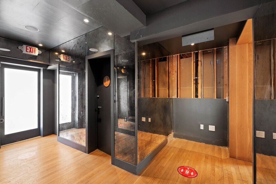 More Photos Of 8768 W Sunset Blvd, West Hollywood General Retail For Sale