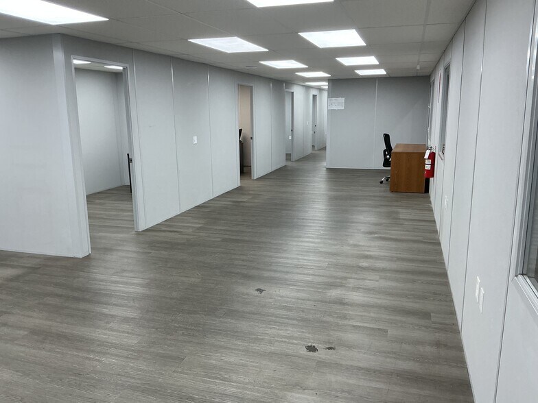 More Photos Of 1750 Airport West Rd, Mansfield Distribution For Lease