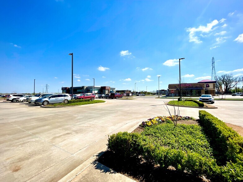 More Photos Of Route 66 PADS, Yukon Land For Sale