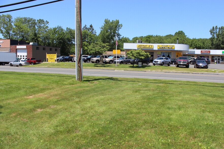 More Photos Of 1457 Meriden Rd, Wolcott Storefront Retail Office For Sale