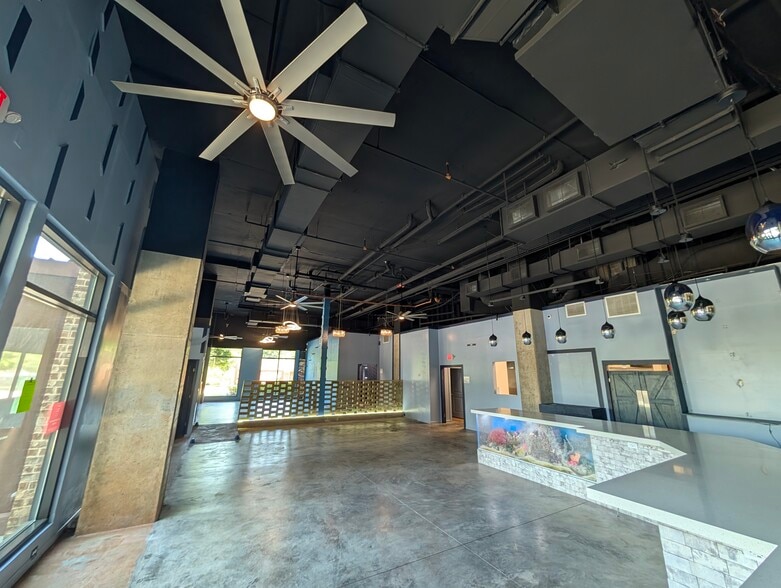 More Photos Of 2641 E College Ave, Decatur Apartments For Lease