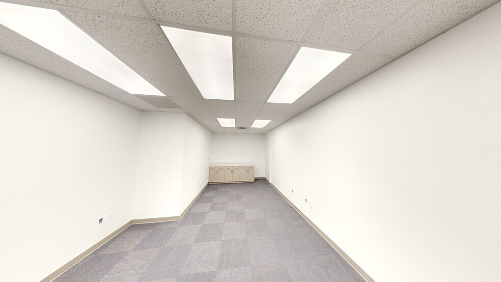 More Photos Of 2525 Drane Field Rd, Lakeland Unknown For Sale