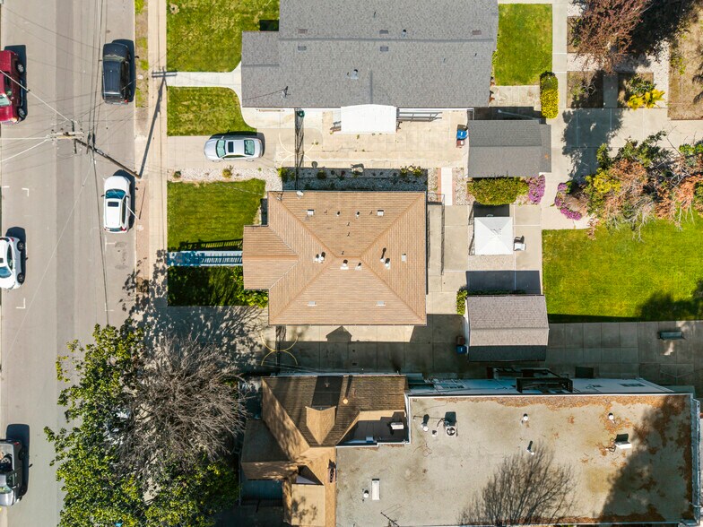 More Photos Of 22427 Montgomery St, Hayward Congregate Senior Housing For Sale