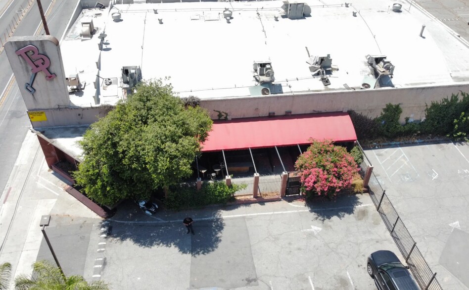 More Photos Of 304 S E St, San Bernardino Restaurant For Sale