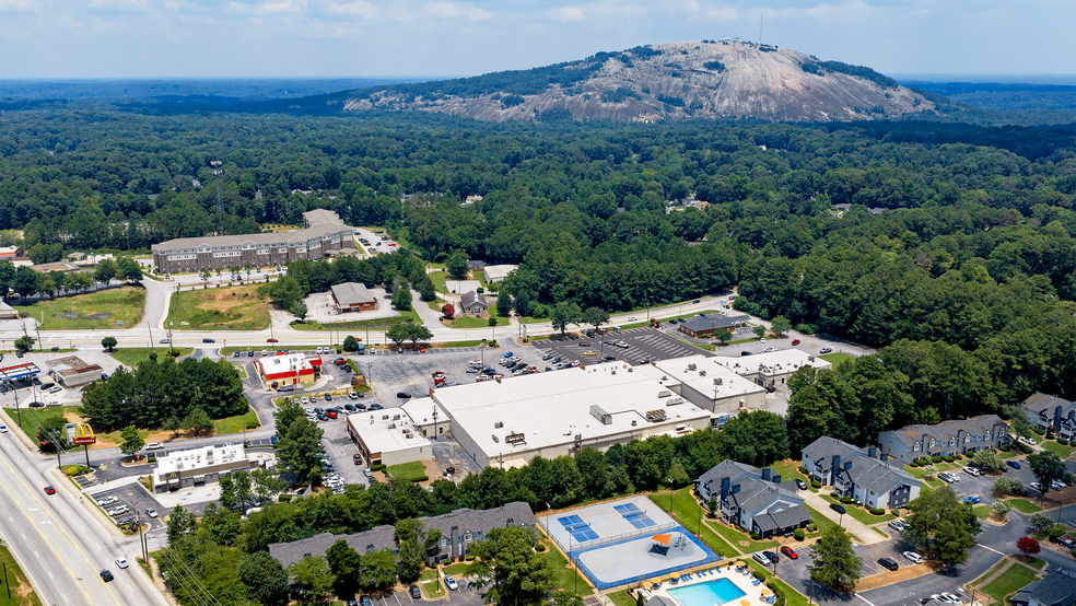 More Photos Of 5751 Rockbridge Rd, Stone Mountain Freestanding For Sale