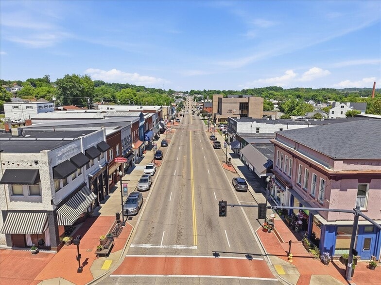 More Photos Of 110 E Broadway St, Lenoir City Storefront Retail Office For Sale