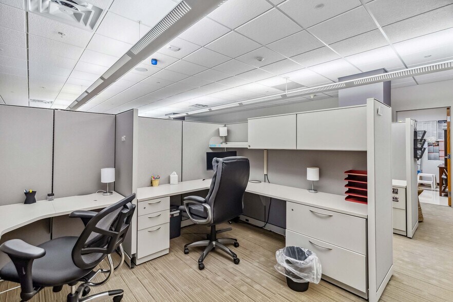 More Photos Of 11002 Lake Hart Dr, Orlando Religious Facility For Lease