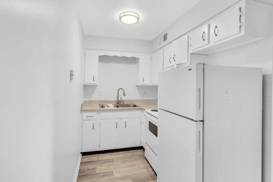 More Photos Of , Louisville Multifamily For Sale