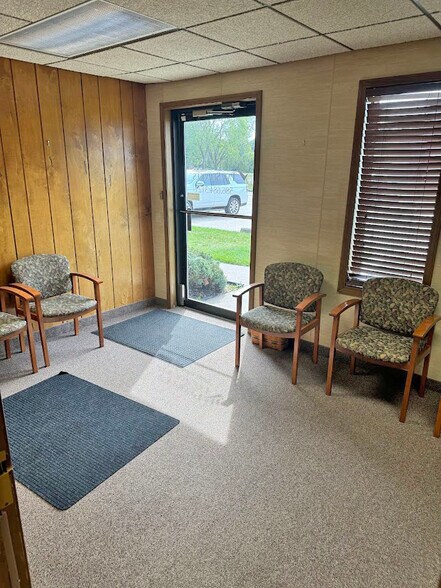 More Photos Of 38851-38855 Harper Ave, Clinton Township Loft Creative Space For Lease