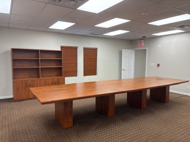 More Photos Of 231 W Grand Ave, Bensenville Office For Lease