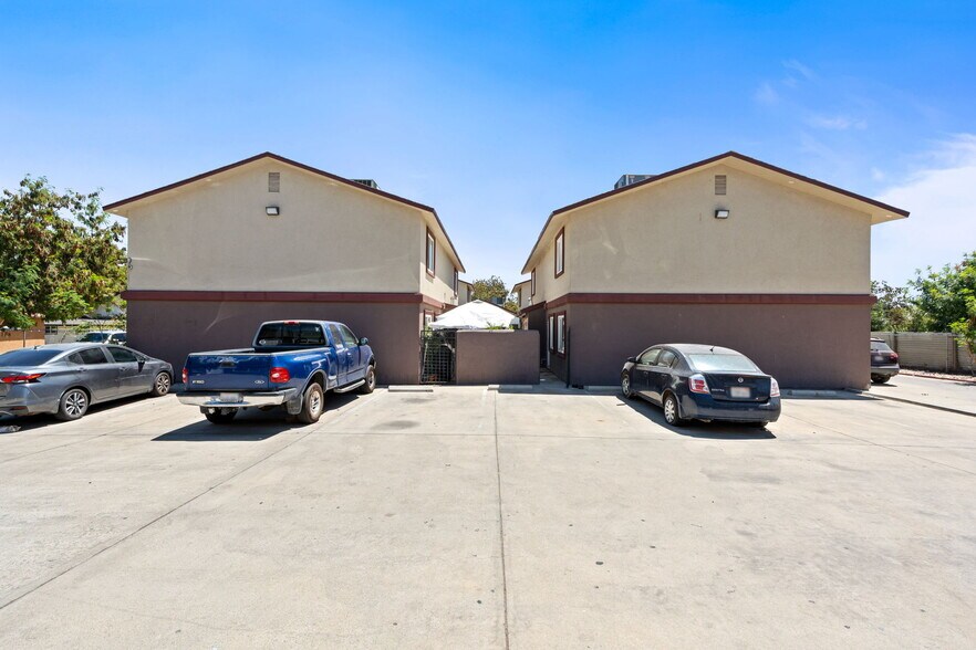 More Photos Of 1021 N Leslie St, Visalia Apartments For Sale