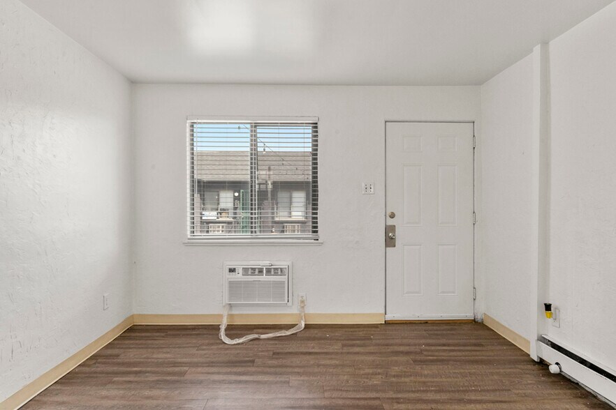 More Photos Of 1457 Kenton St, Aurora Apartments For Sale