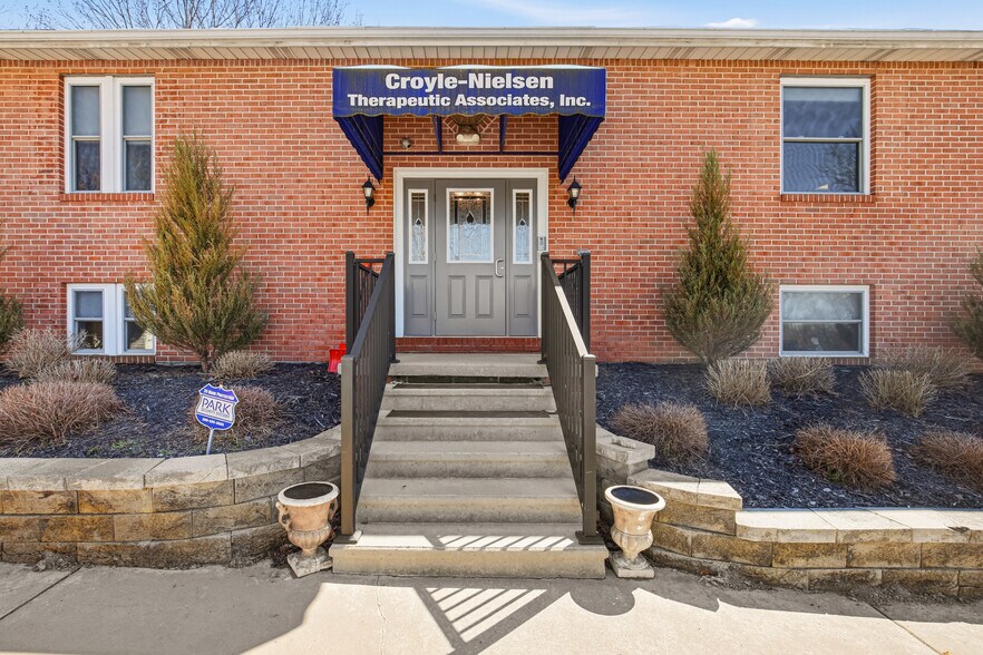 More Photos Of 328 Budfield St, Johnstown Office For Sale