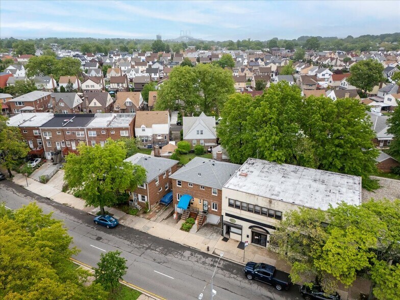 More Photos Of 25-31-25-33 Francis Lewis Blvd, Flushing Office Residential For Sale