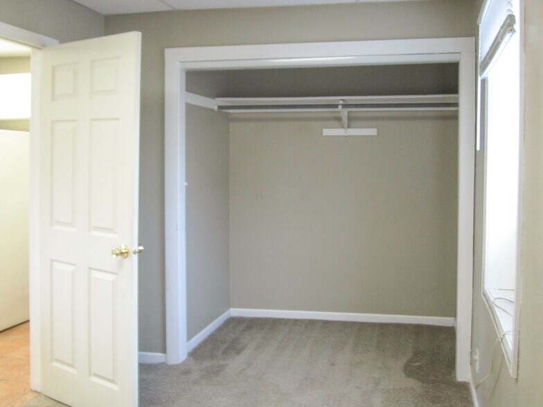 More Photos Of 500 S 2nd St, Mankato Apartments For Sale